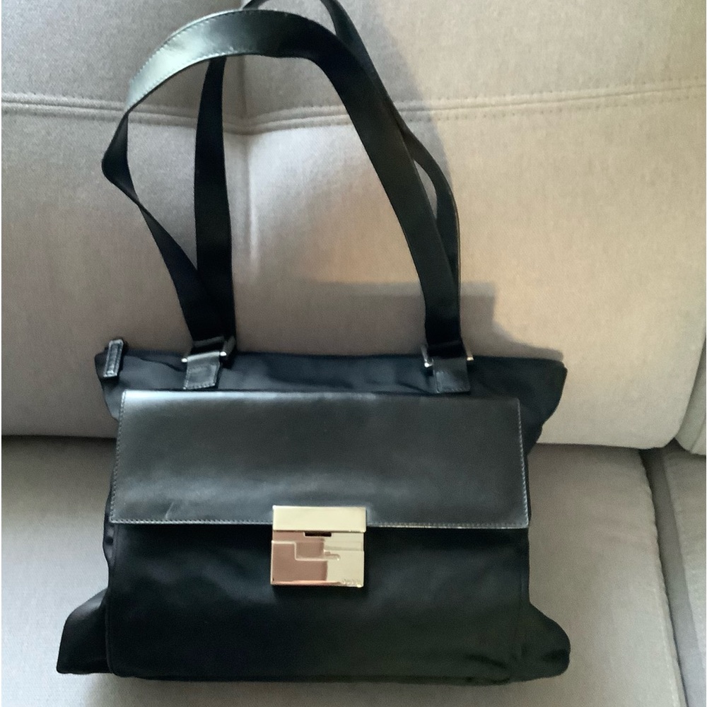 Authentic GUCCI nylon bag 🌹🌹